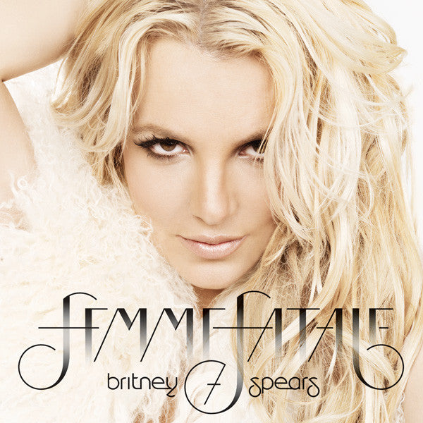 FEMME FATALE