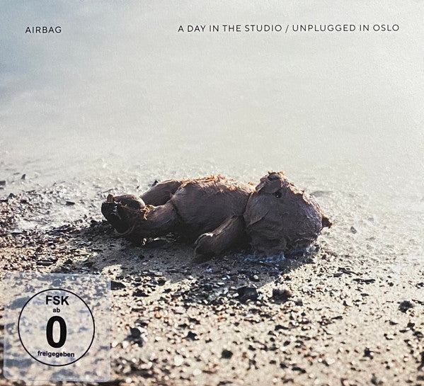 DAY IN THE STUDIO / UNPLUGGED IN OSLO
